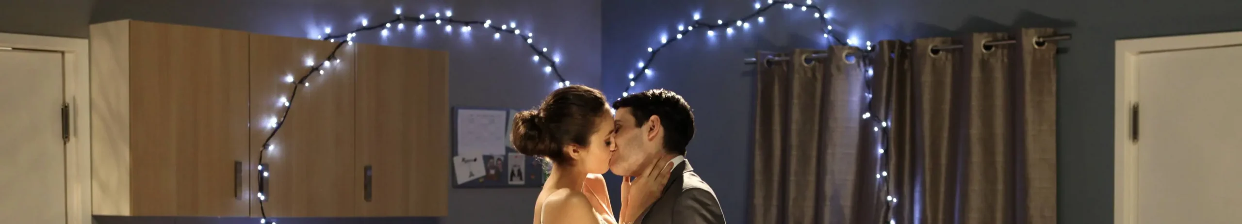 promotional-video-couple-lights-hero